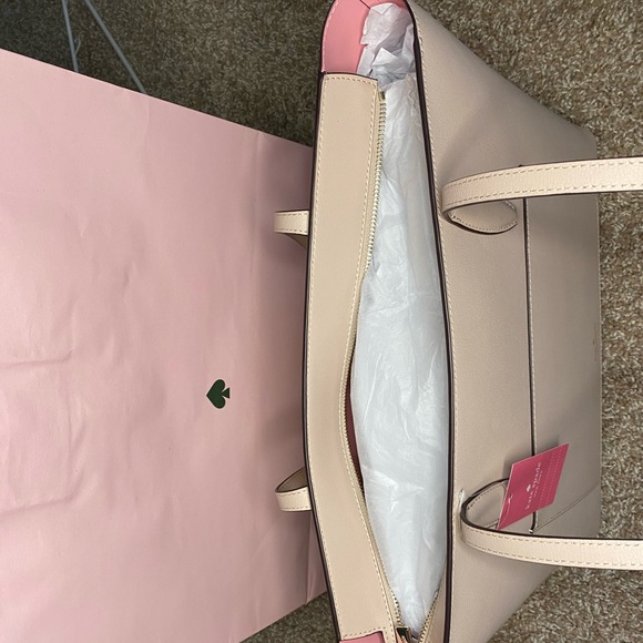 Kate Spade new with tags tote - Picture 5 of 6